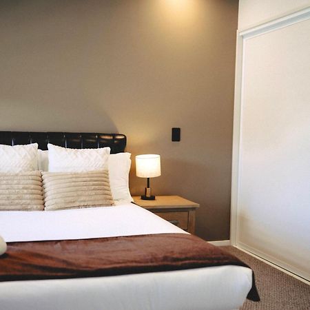 Cbd Contemporary Comfort Townhouse 2 Bed 2Bath Christchurch Ngoại thất bức ảnh