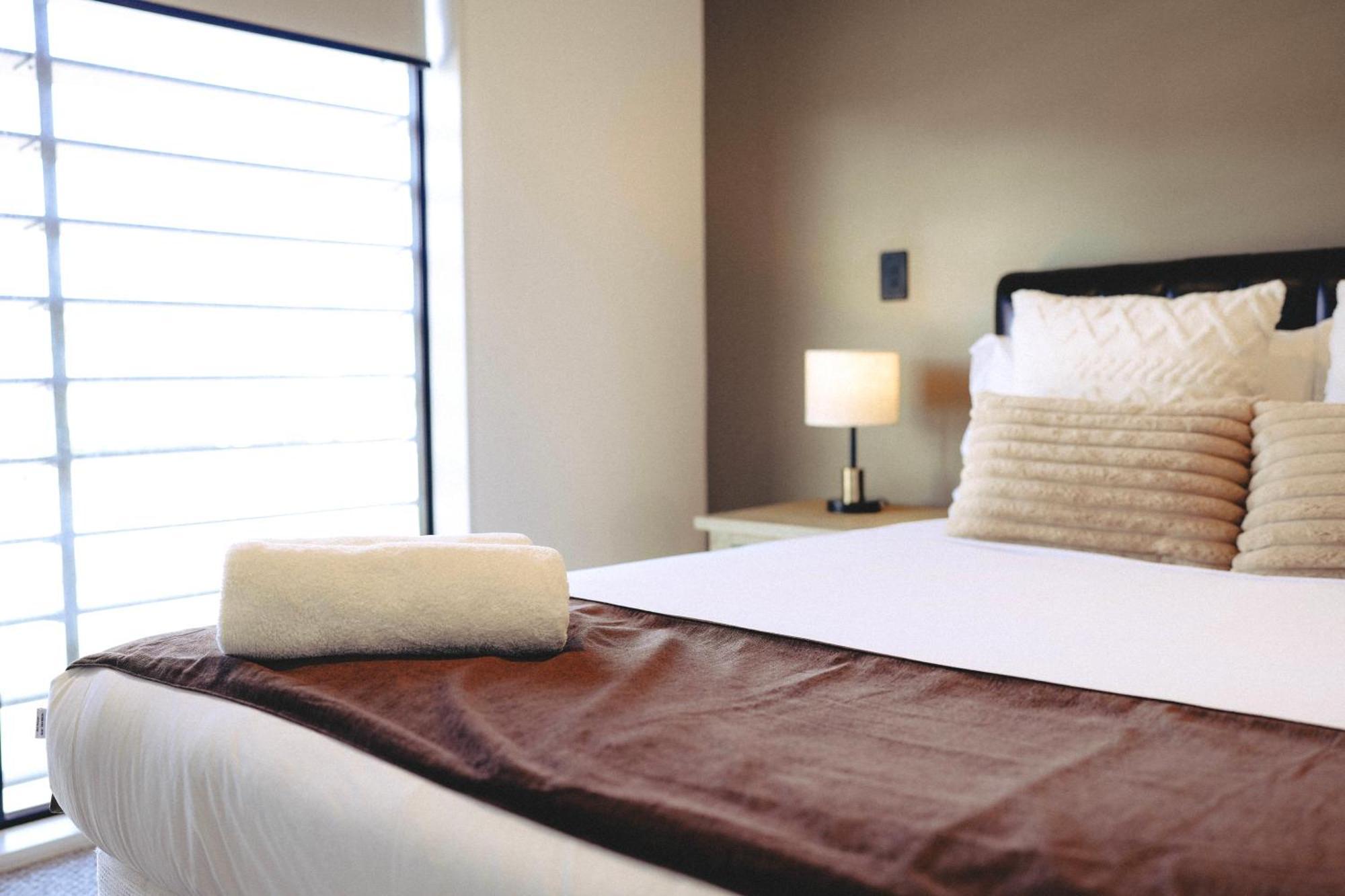 Cbd Contemporary Comfort Townhouse 2 Bed 2Bath Christchurch Ngoại thất bức ảnh